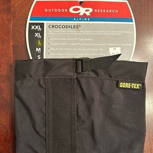 NWT Large Crocodilles